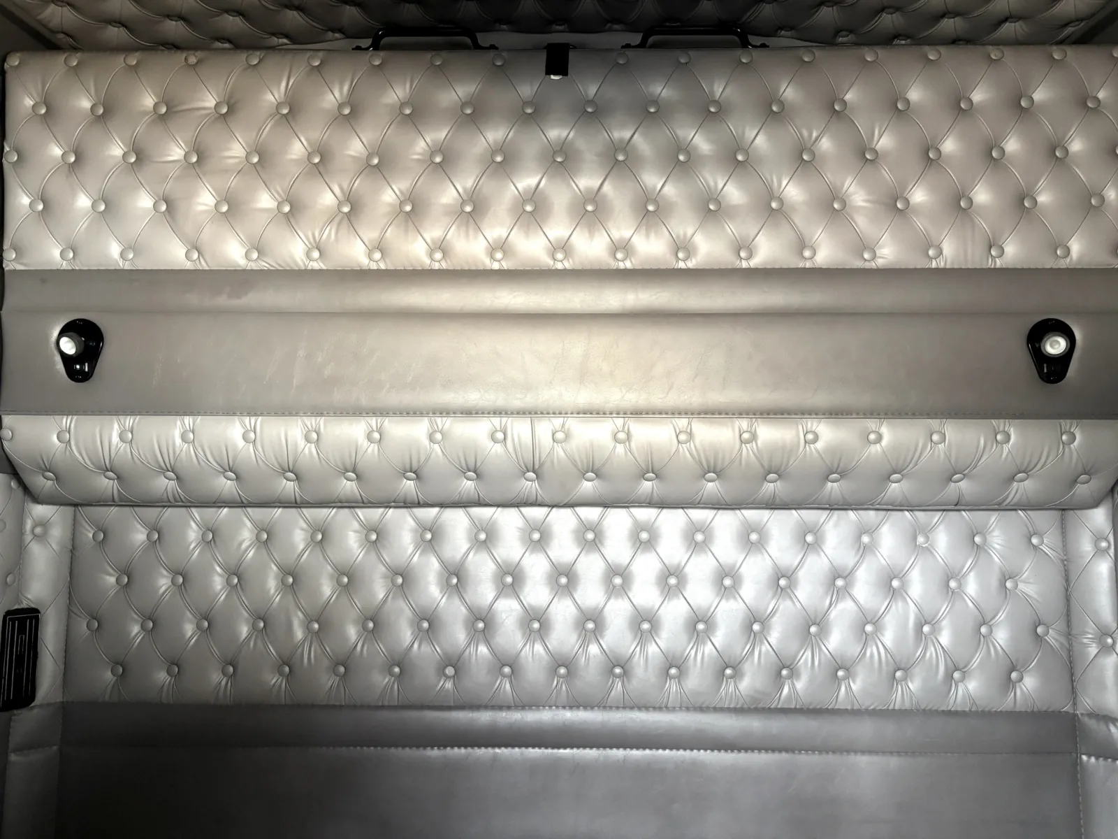 2022 Kenworth W900 - image 23