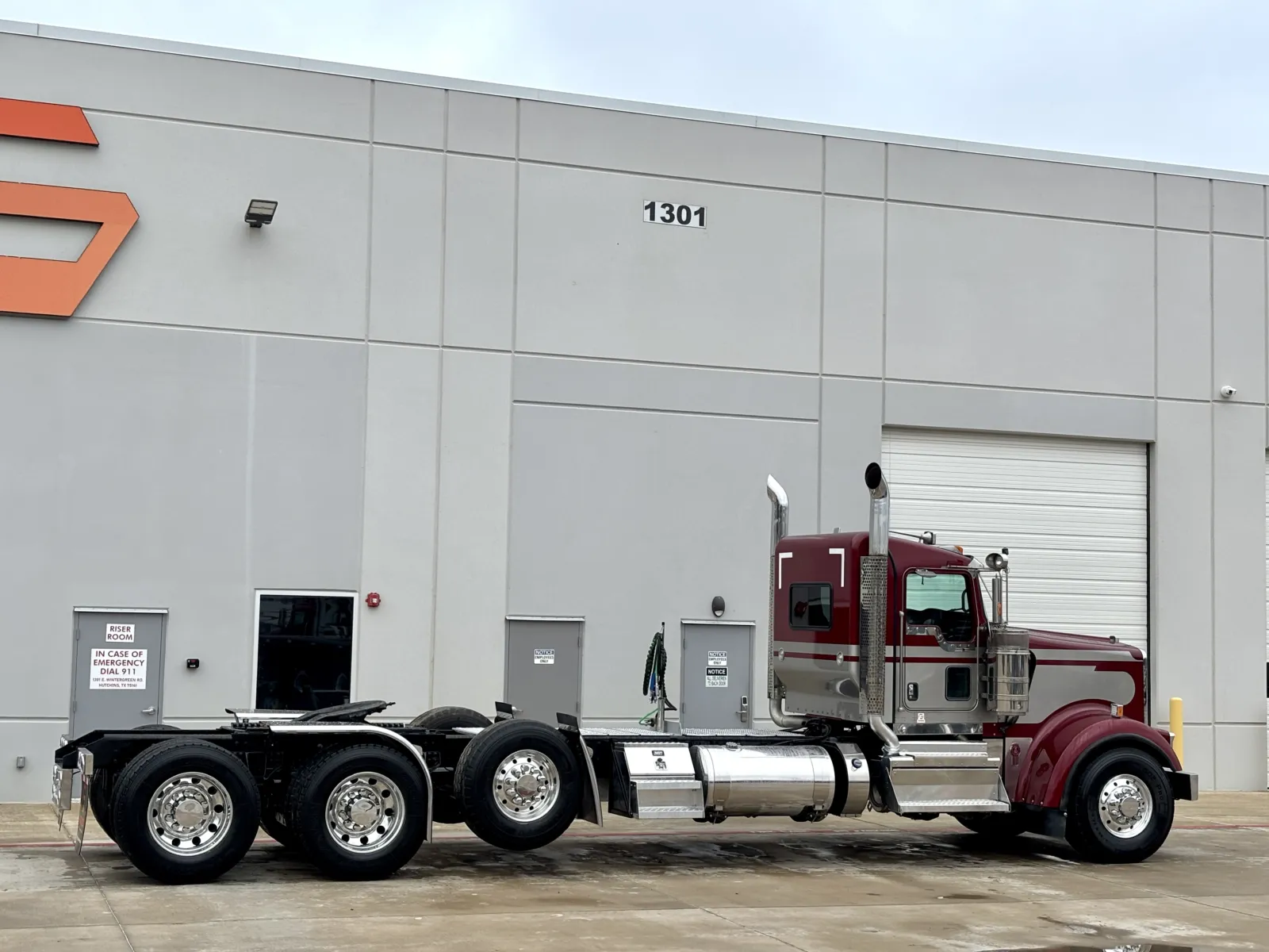 2018 Kenworth W900 - image 5
