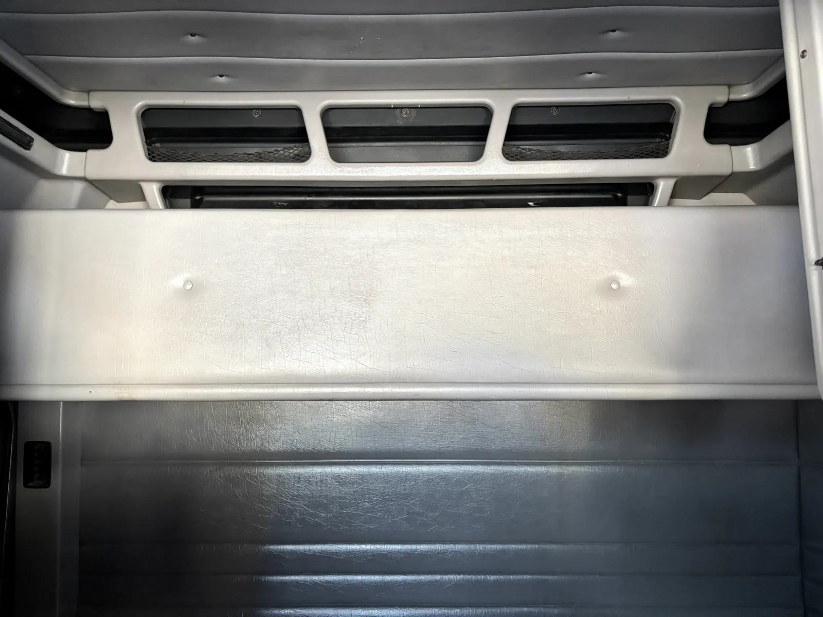 2006 Peterbilt - image 20