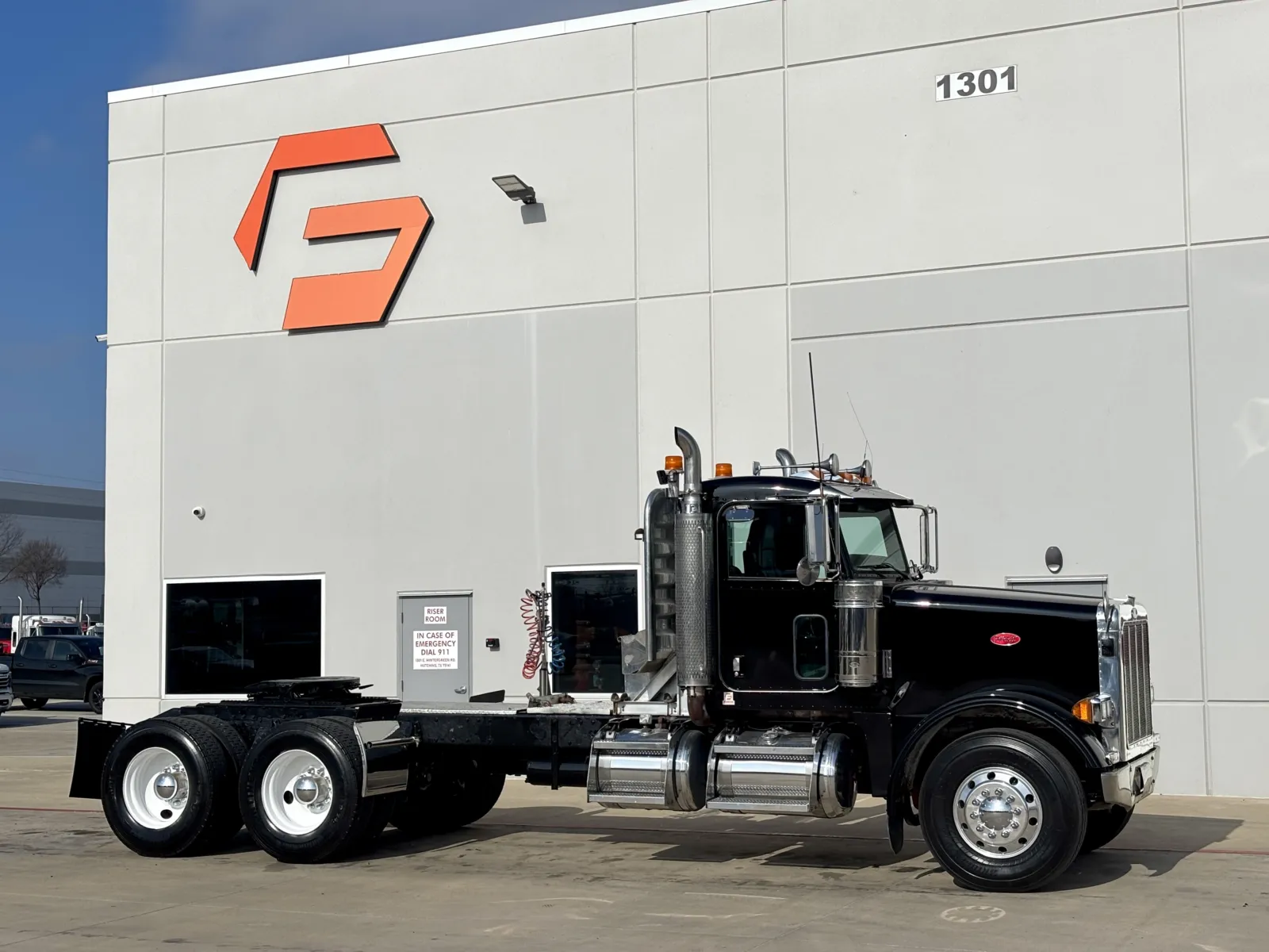2007 Peterbilt - image 1