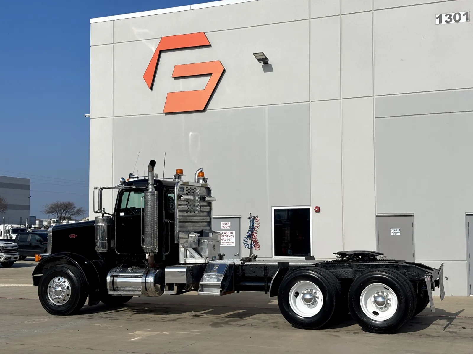 2007 Peterbilt - image 6