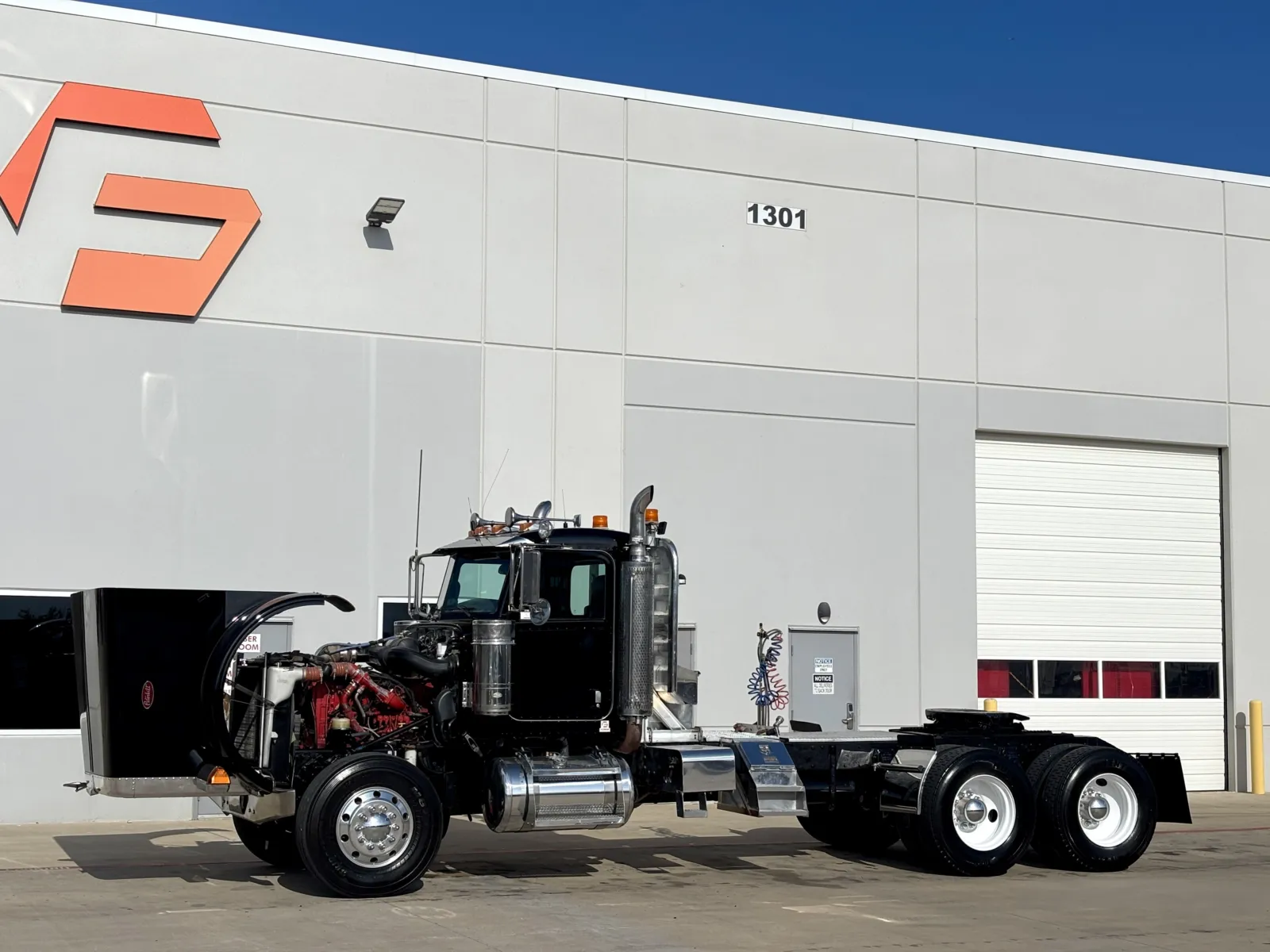 2007 Peterbilt - image 10