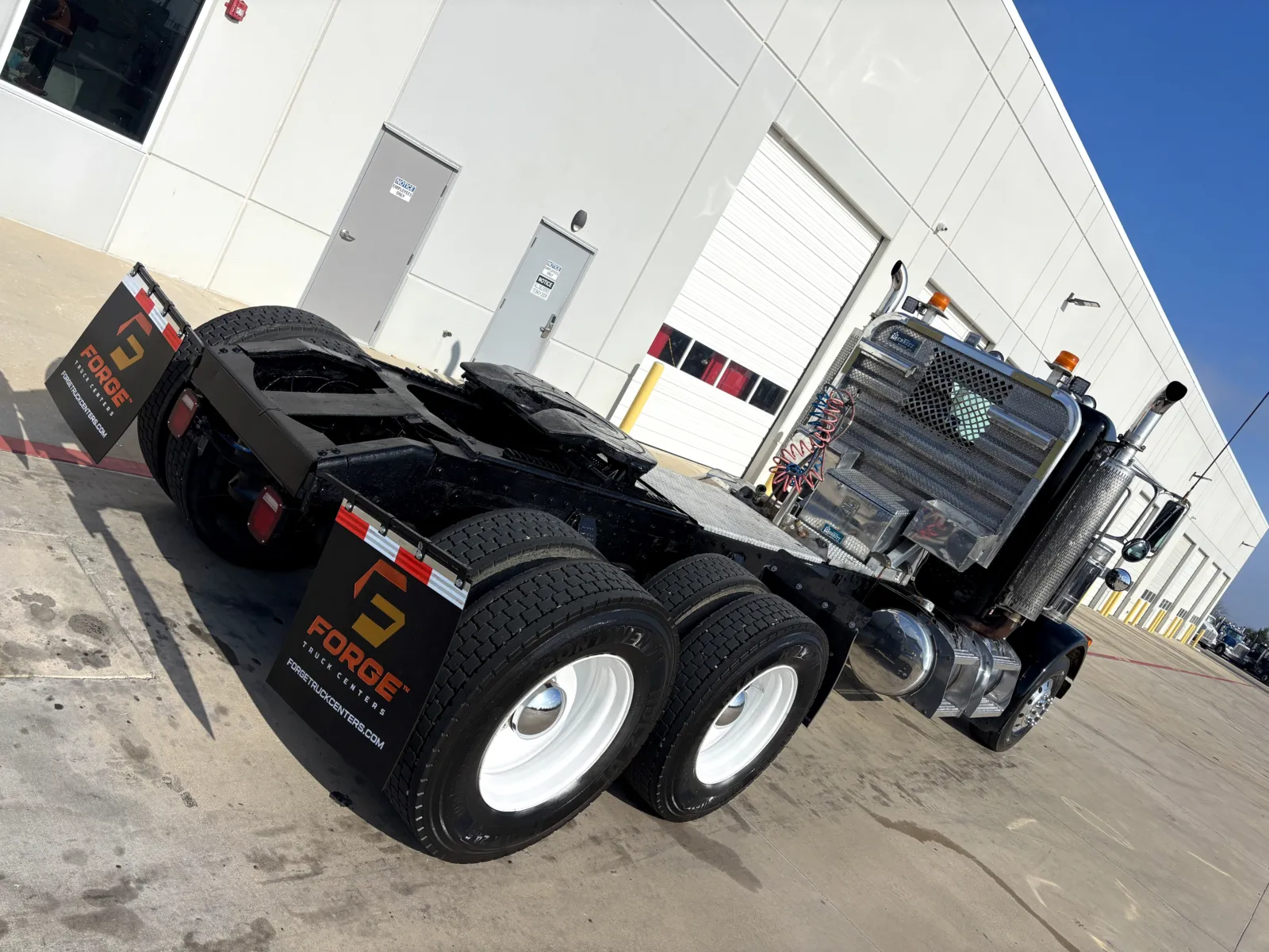 2007 Peterbilt - image 11