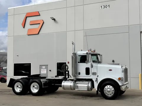 2007 PETERBILT 378 for sale in Hutchins, TX