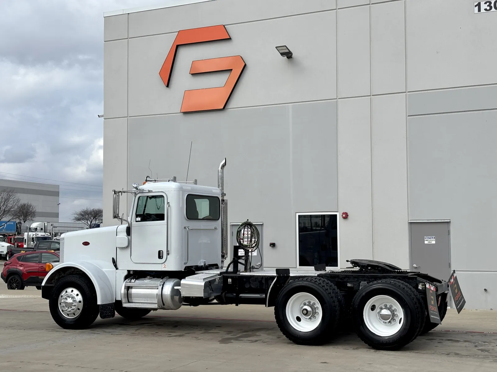 2007 Peterbilt - image 6