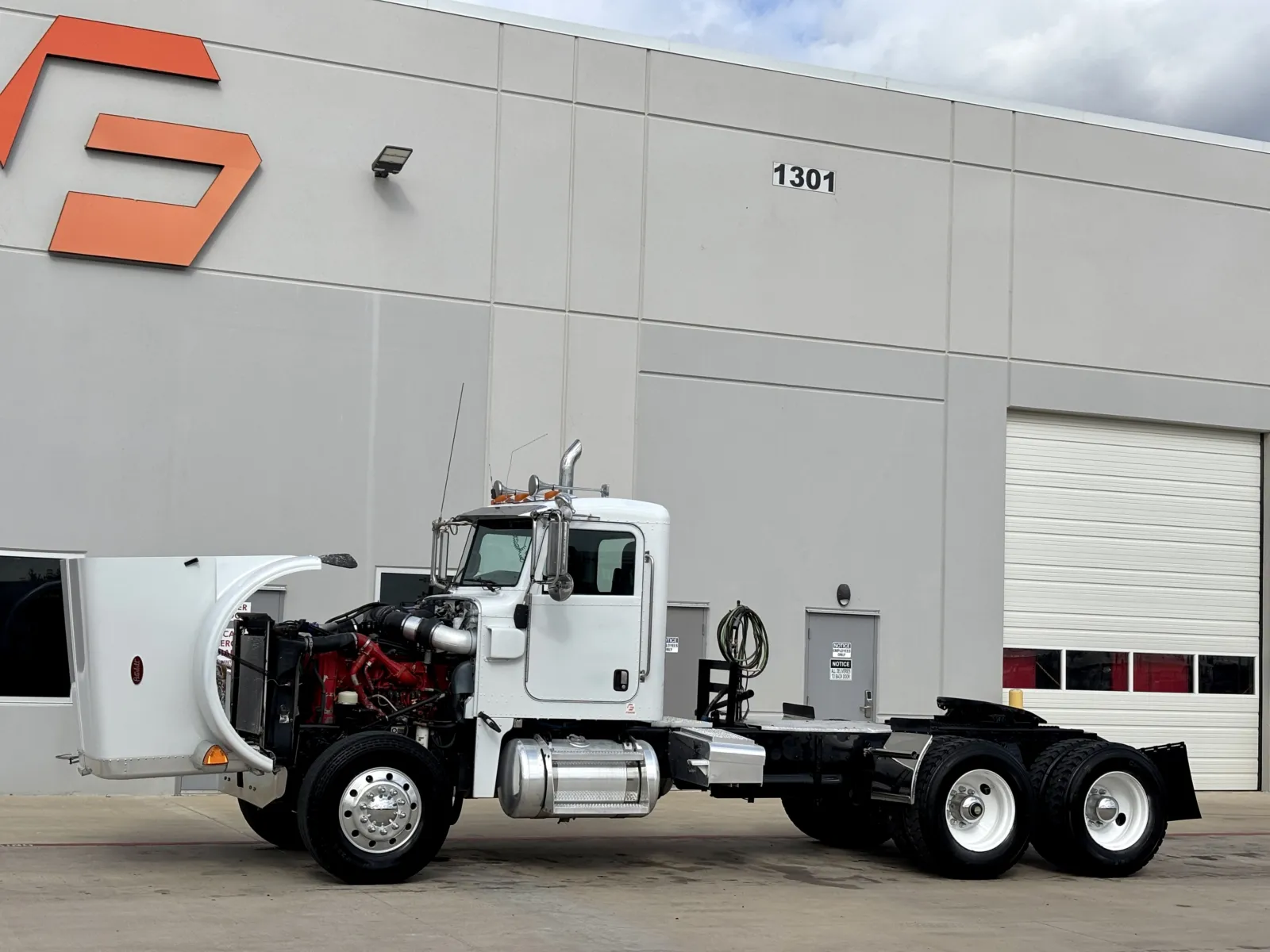 2007 Peterbilt - image 10