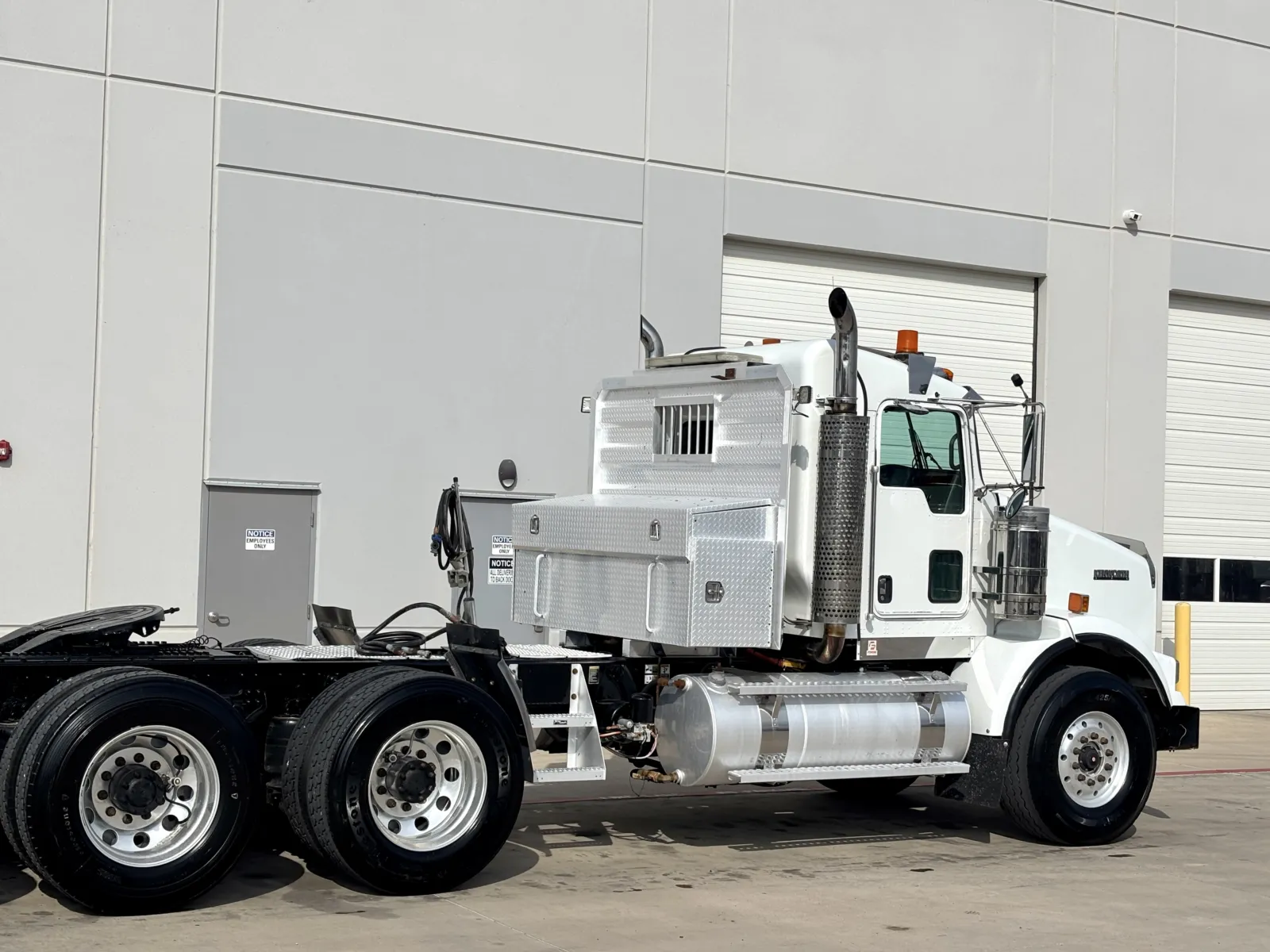 2007 Kenworth T800 - image 7