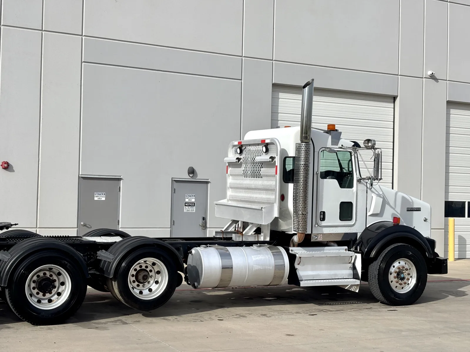 2009 Kenworth T800 - image 7