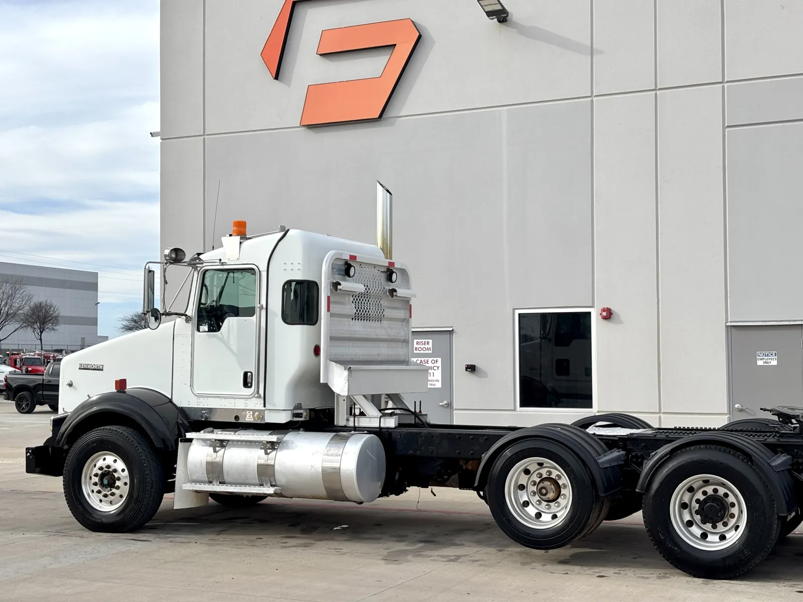 2009 Kenworth T800 - image 8