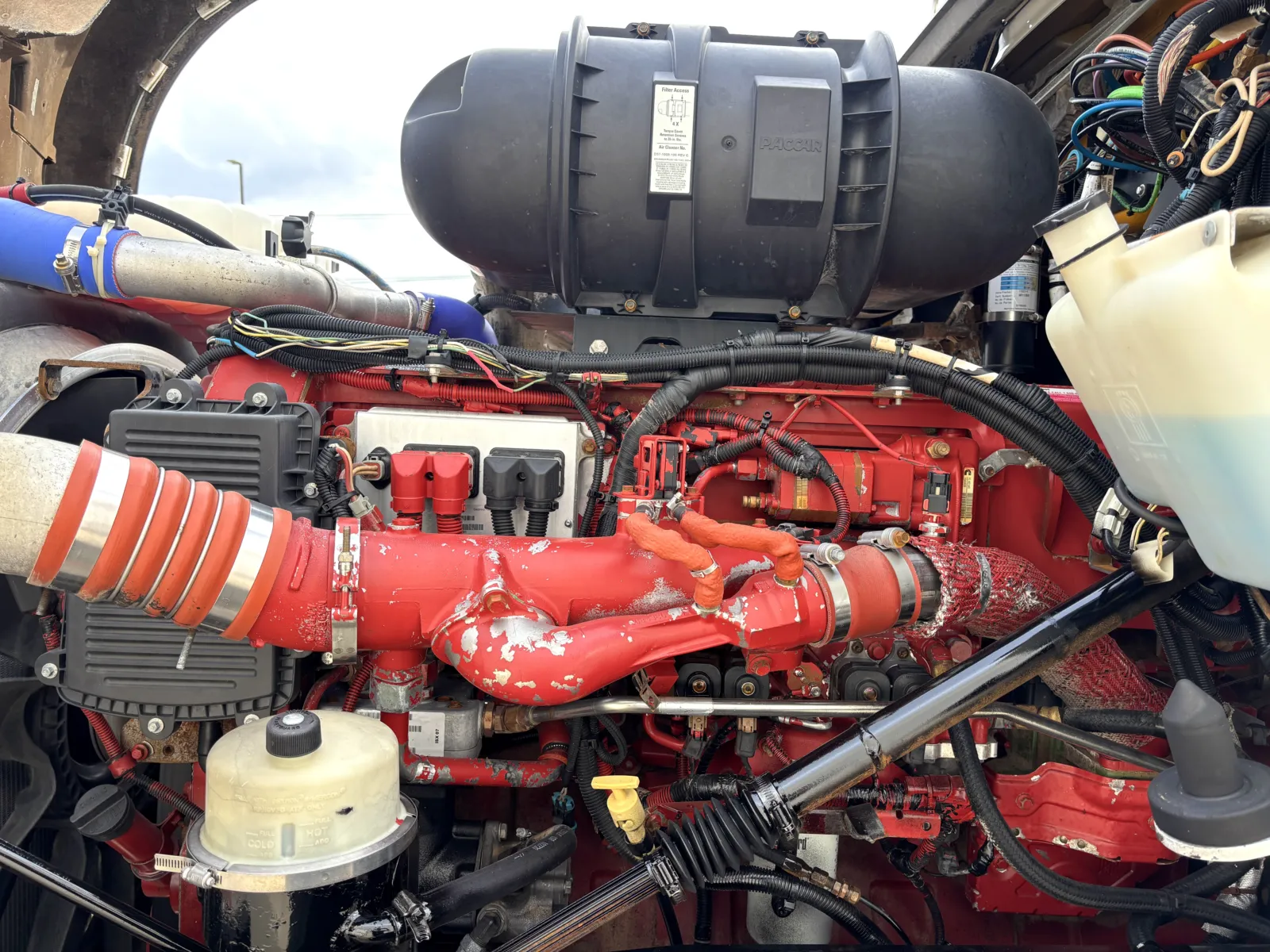 2009 Kenworth T800 - image 13