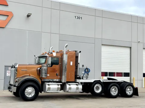 Photos of 2012 KENWORTH W900 for sale in Hutchins, TX at Forge Truck Centers - Texas