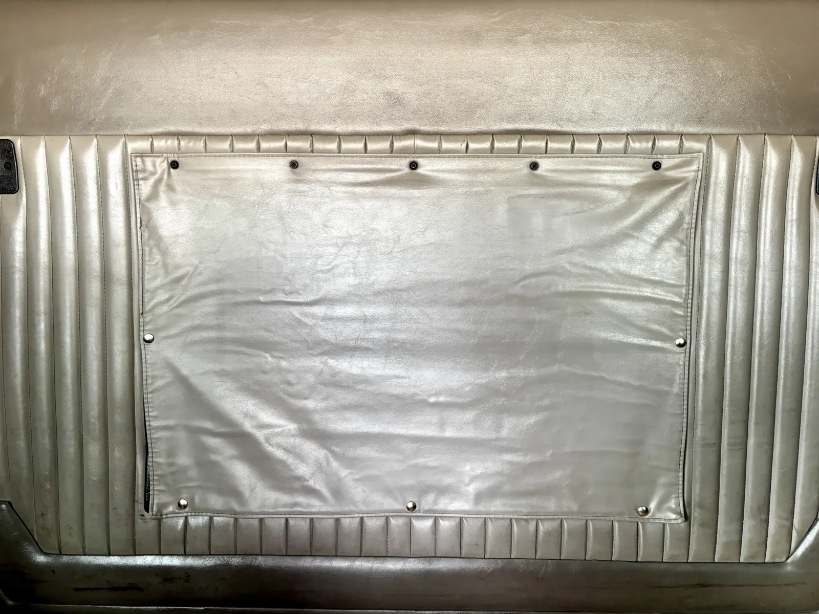 2012 Kenworth W900 - image 23