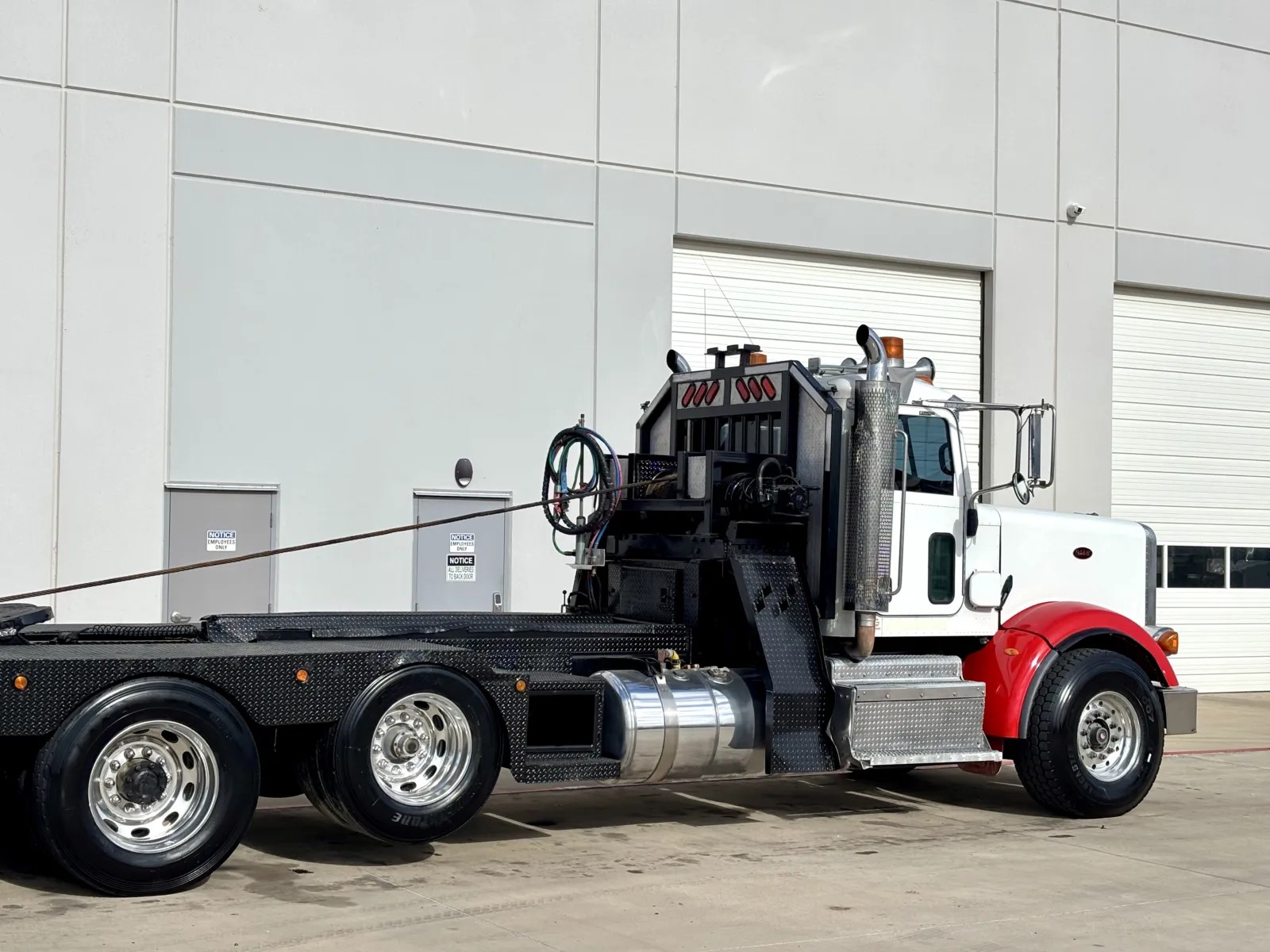 2012 Peterbilt - image 7
