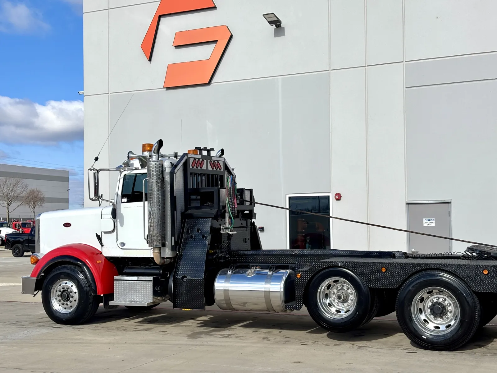 2012 Peterbilt - image 8