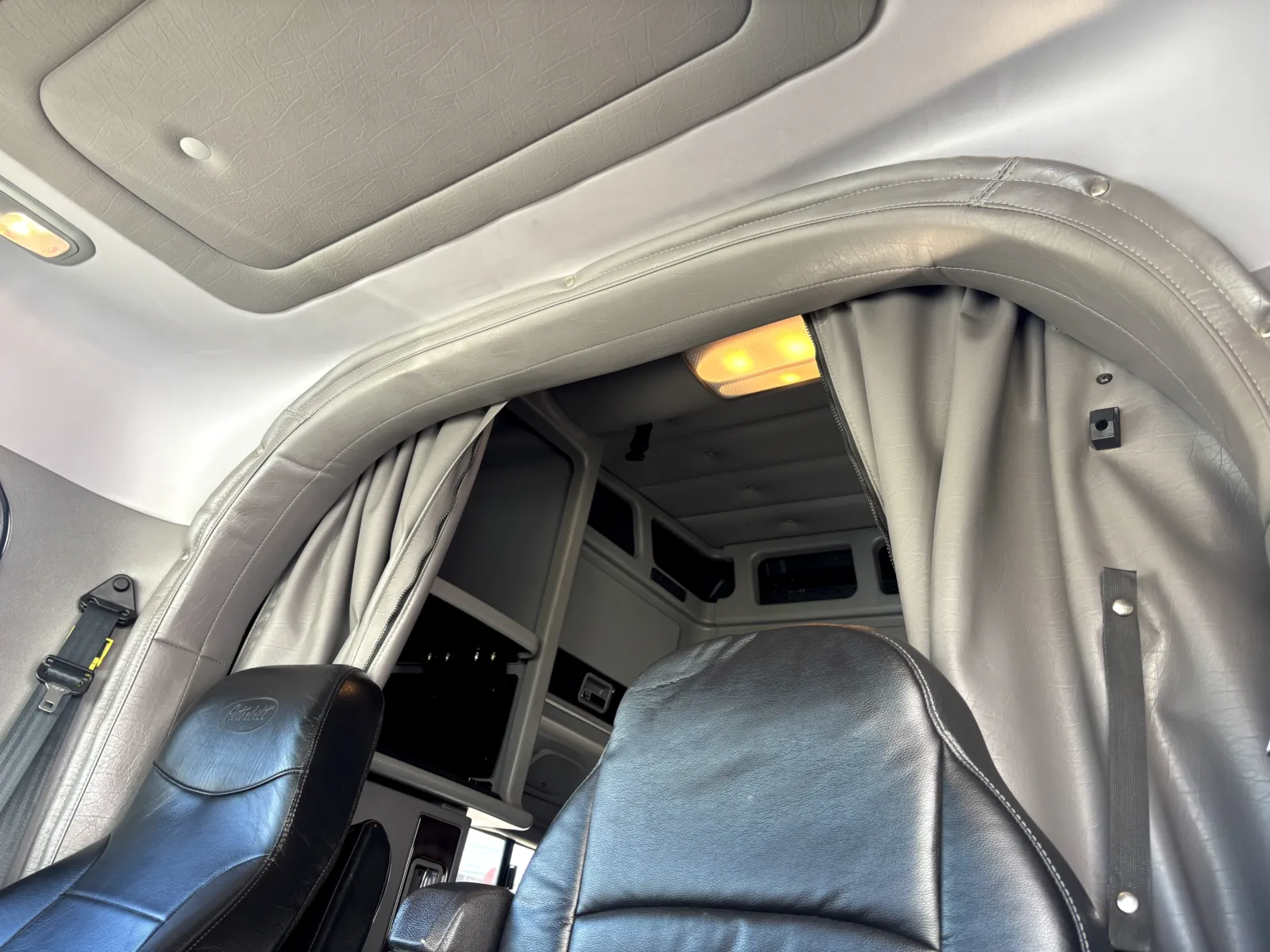 2022 Peterbilt 389 - image 20