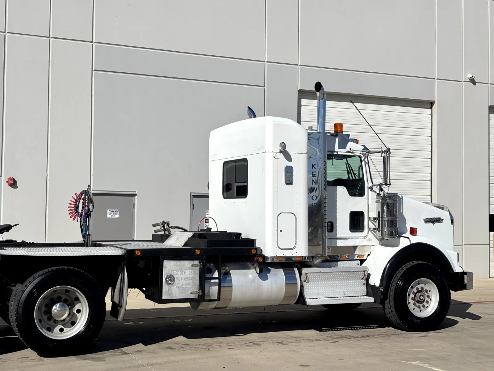 2009 Kenworth T800 - image 7