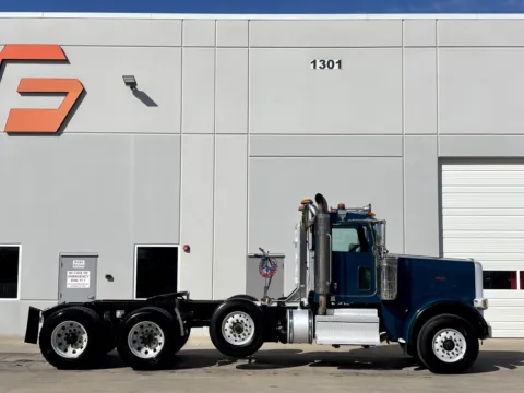 Another view of 2022 PETERBILT 389 for sale in Hutchins, TX at Forge Truck Centers - Texas