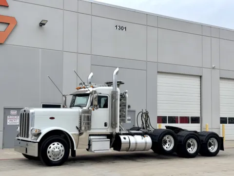 Photos of 2023 PETERBILT 389 for sale in Hutchins, TX at Forge Truck Centers - Texas