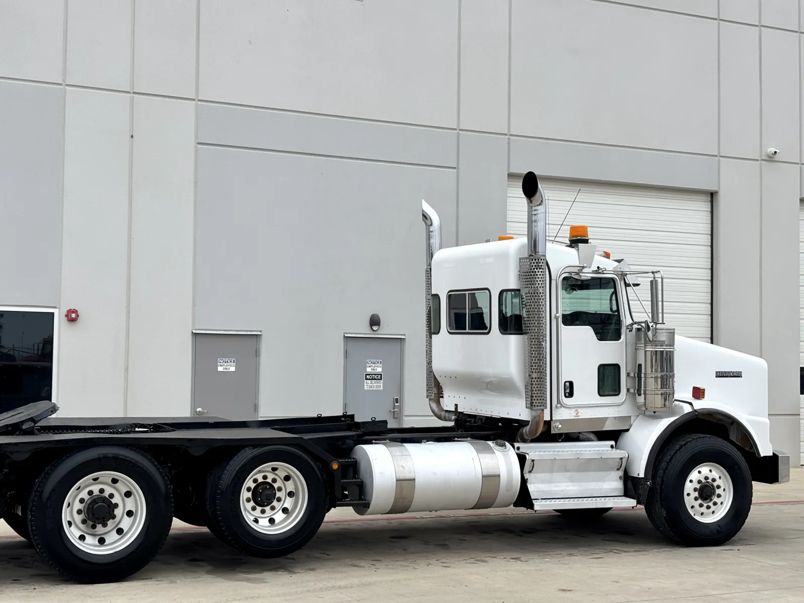 2009 Kenworth T800 - image 7