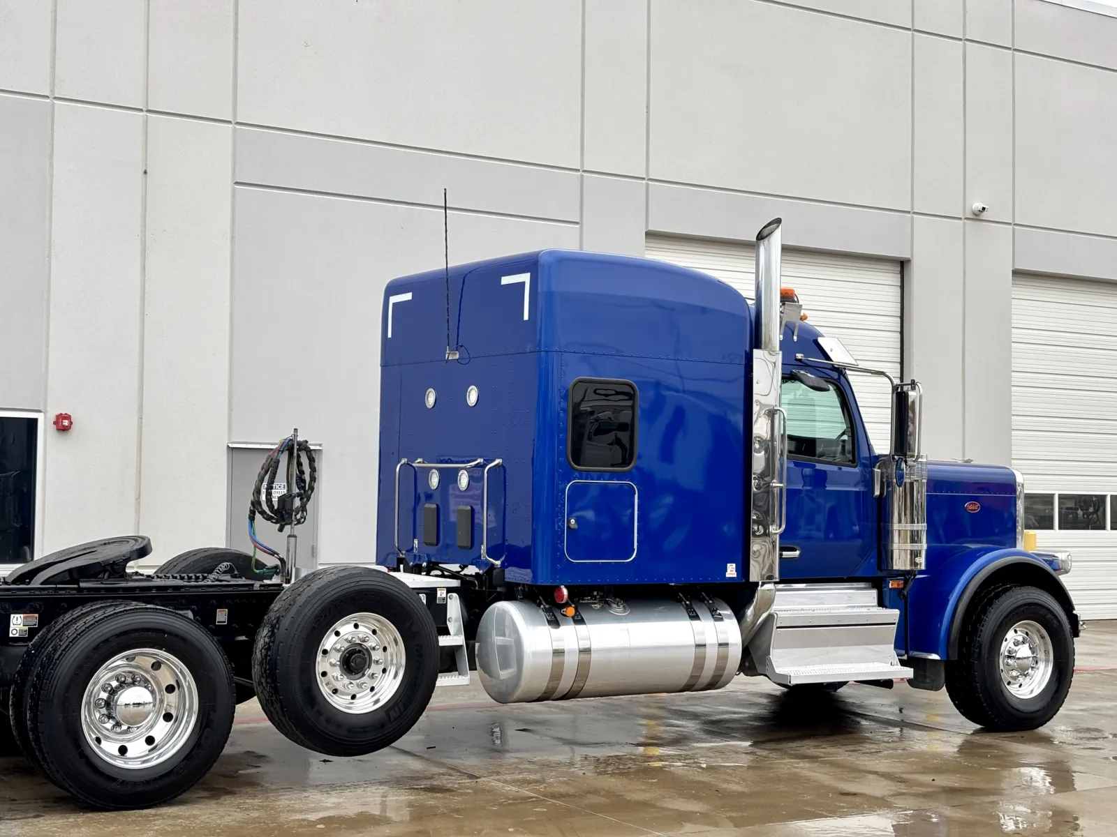 2025 Peterbilt - image 7