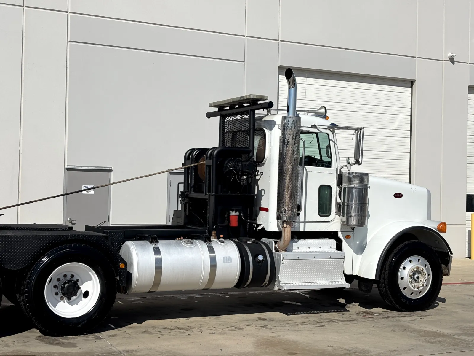 2012 Peterbilt - image 7