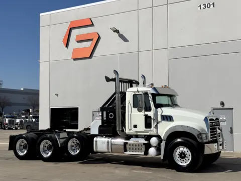 2016 MACK GU713 for sale in Hutchins, TX