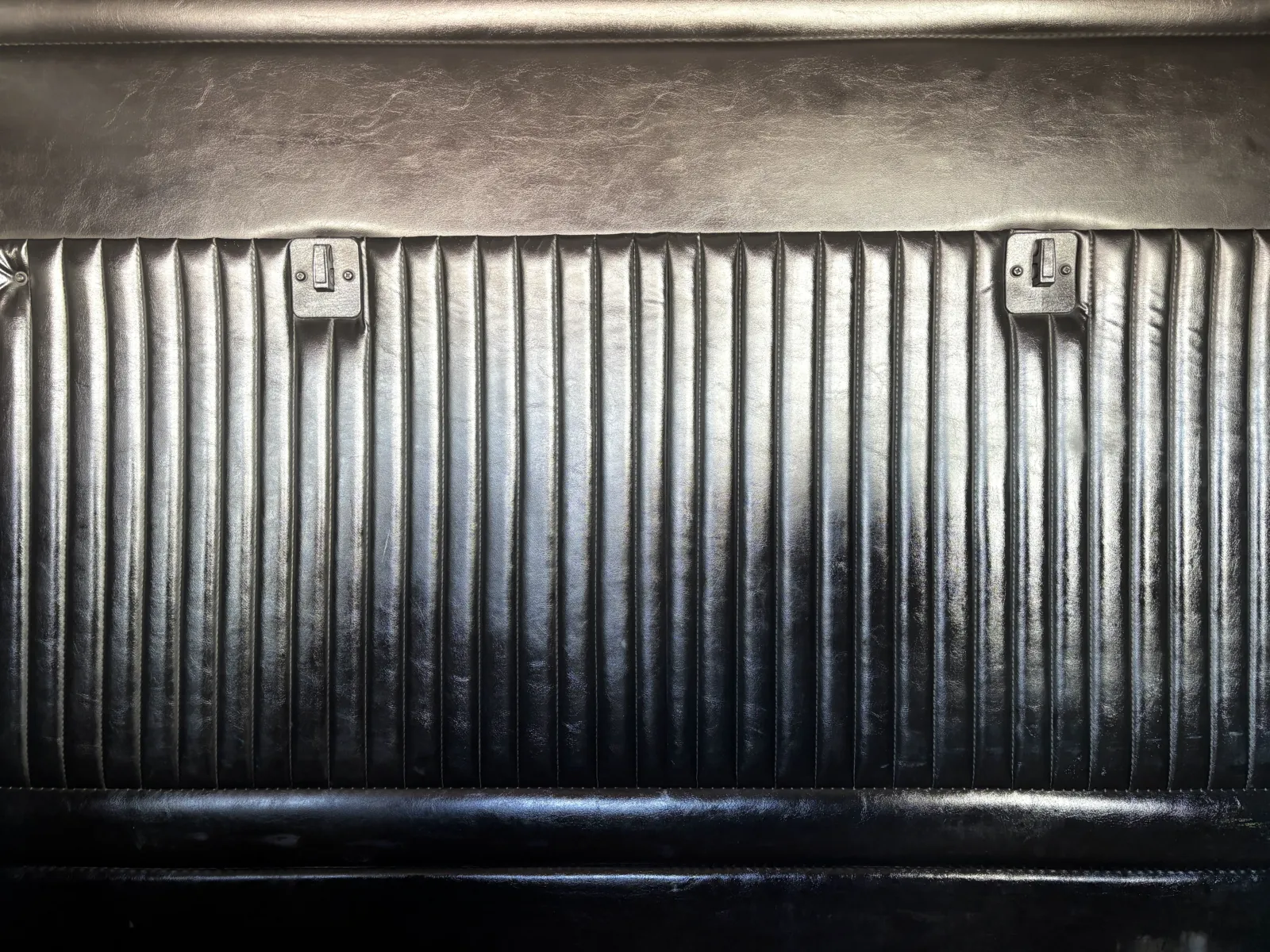 2016 Kenworth T800 - image 23