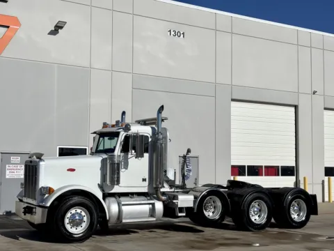 Photos of 2002 PETERBILT 379 for sale in Hutchins, TX at Forge Truck Centers - Texas