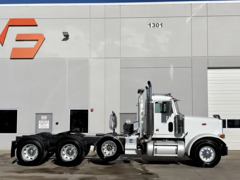 Another view of 2002 PETERBILT 379 for sale in Hutchins, TX at Forge Truck Centers - Texas