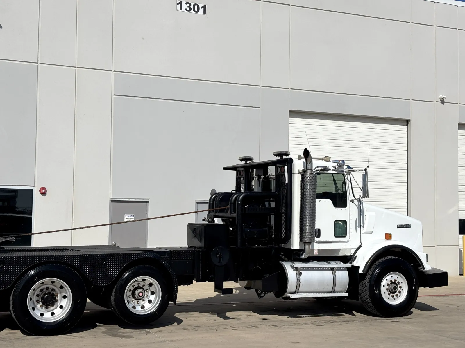 2007 Kenworth T800 - image 7