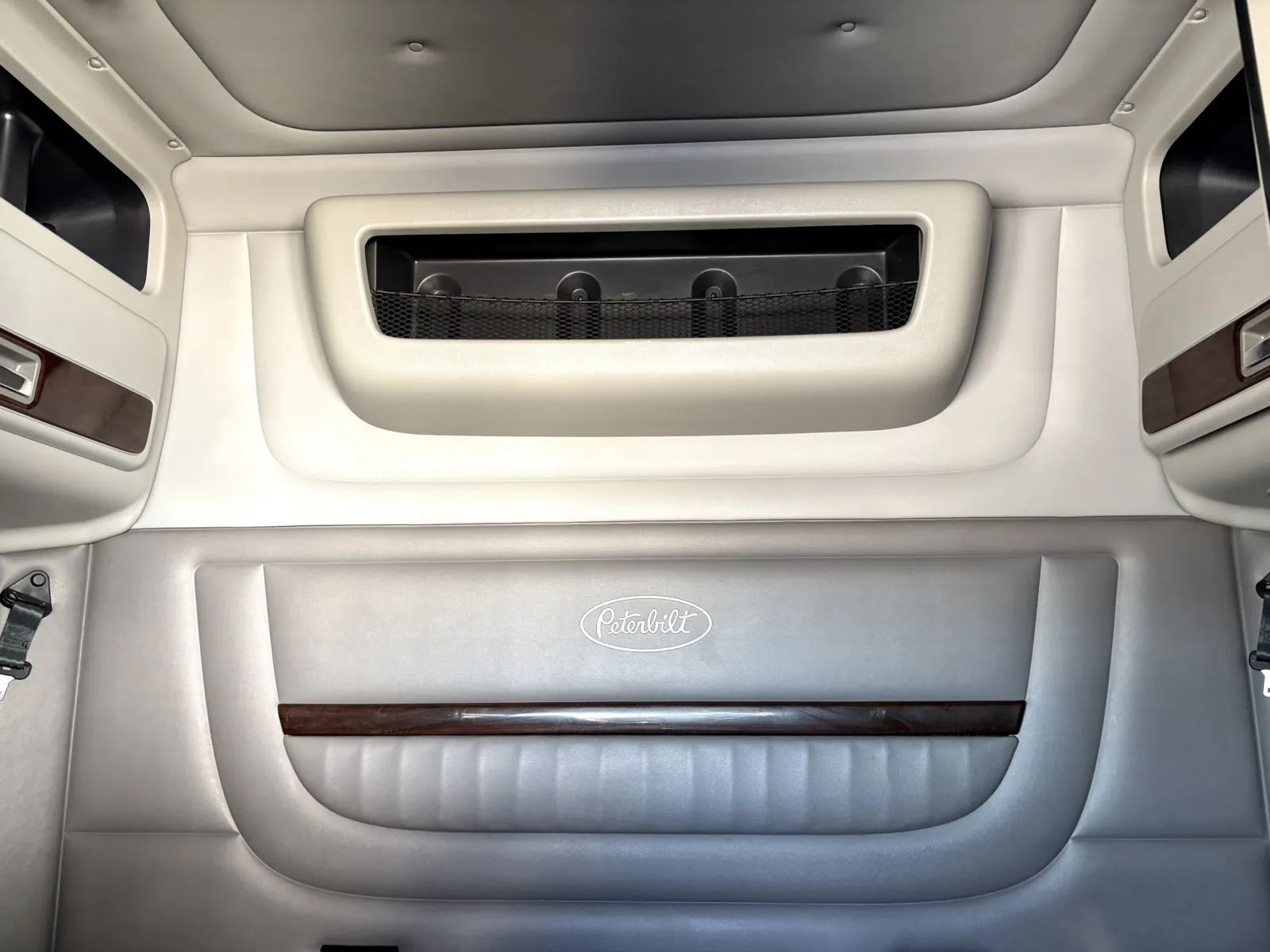 2024 Peterbilt 389 - image 23