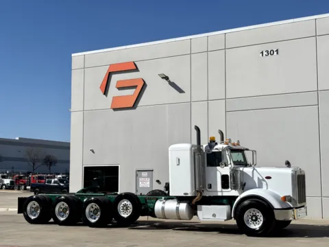 2011 PETERBILT 367 for sale in Hutchins, TX