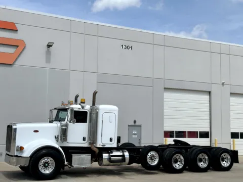 Photos of 2011 PETERBILT 367 for sale in Hutchins, TX at Forge Truck Centers - Texas