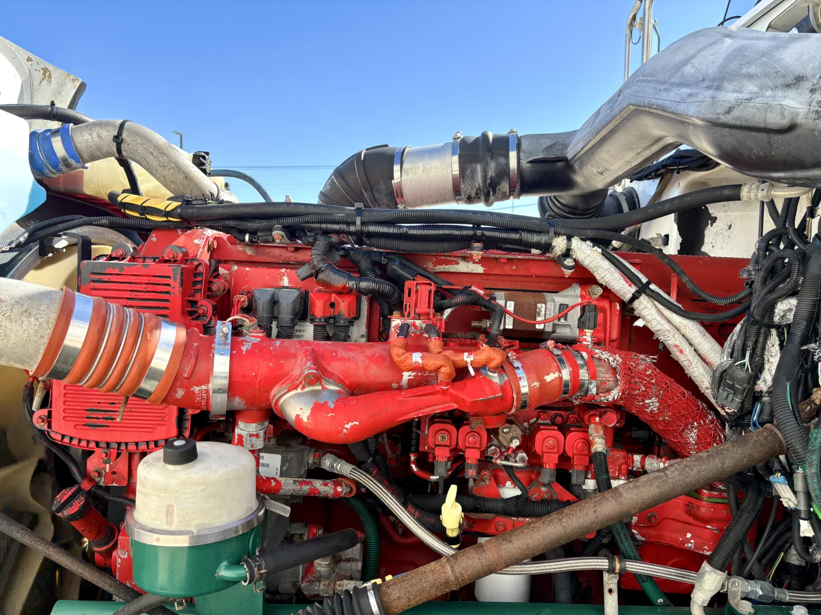 2011 Peterbilt - image 12