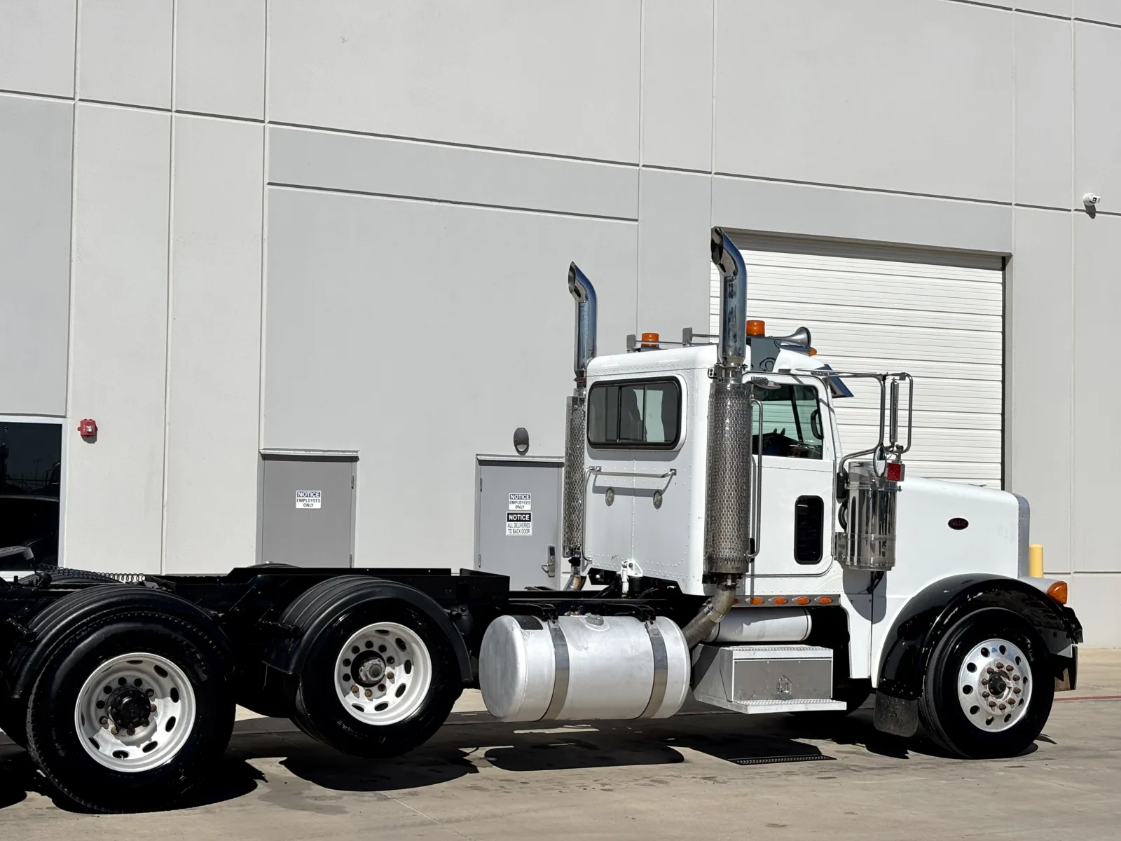 2006 Peterbilt - image 7