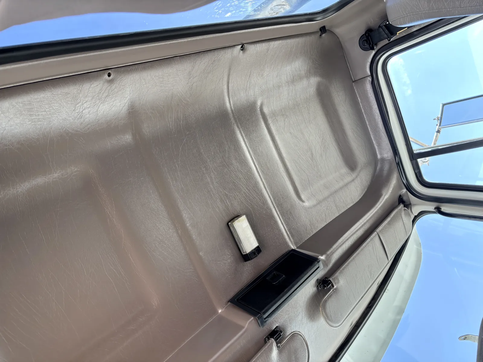 2003 Mack - image 20