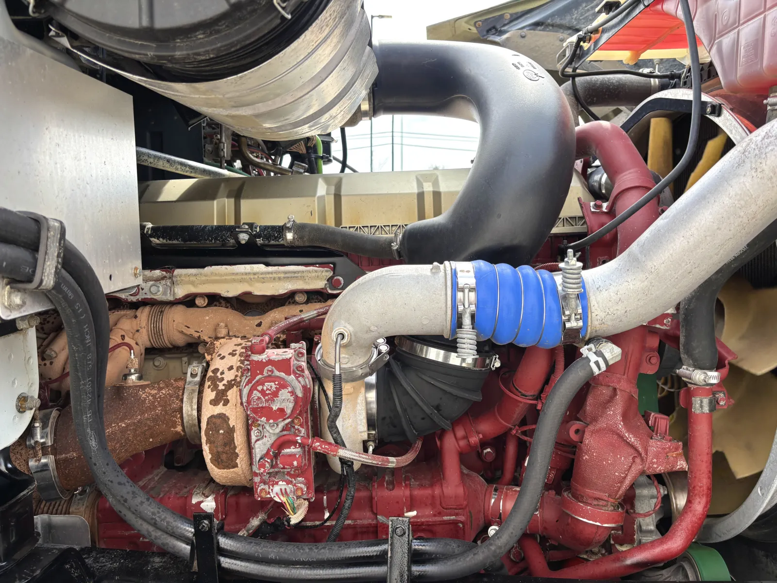 2016 Mack - image 12