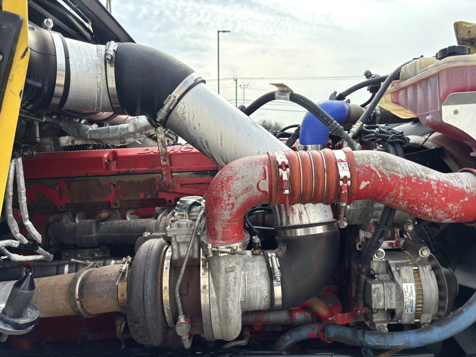 2010 Kenworth T800 - image 16