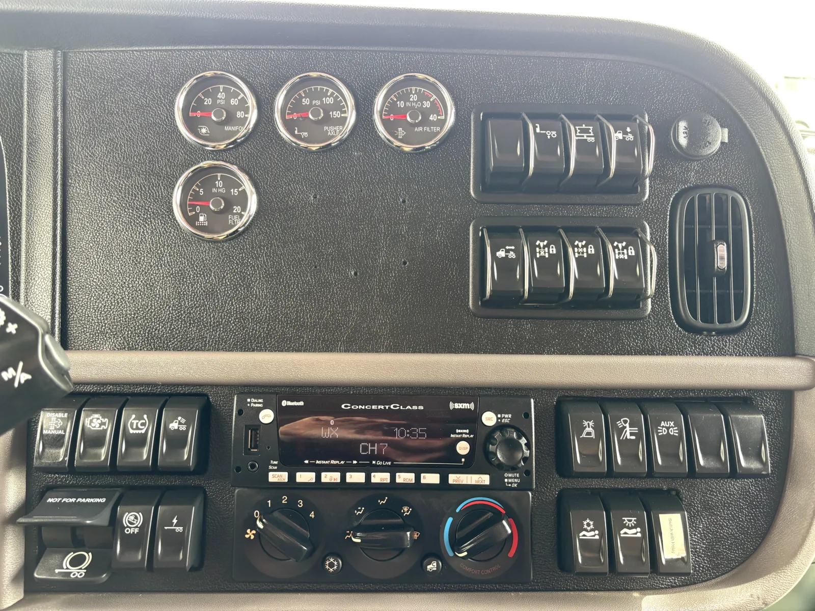 2024 Peterbilt 389 - image 17