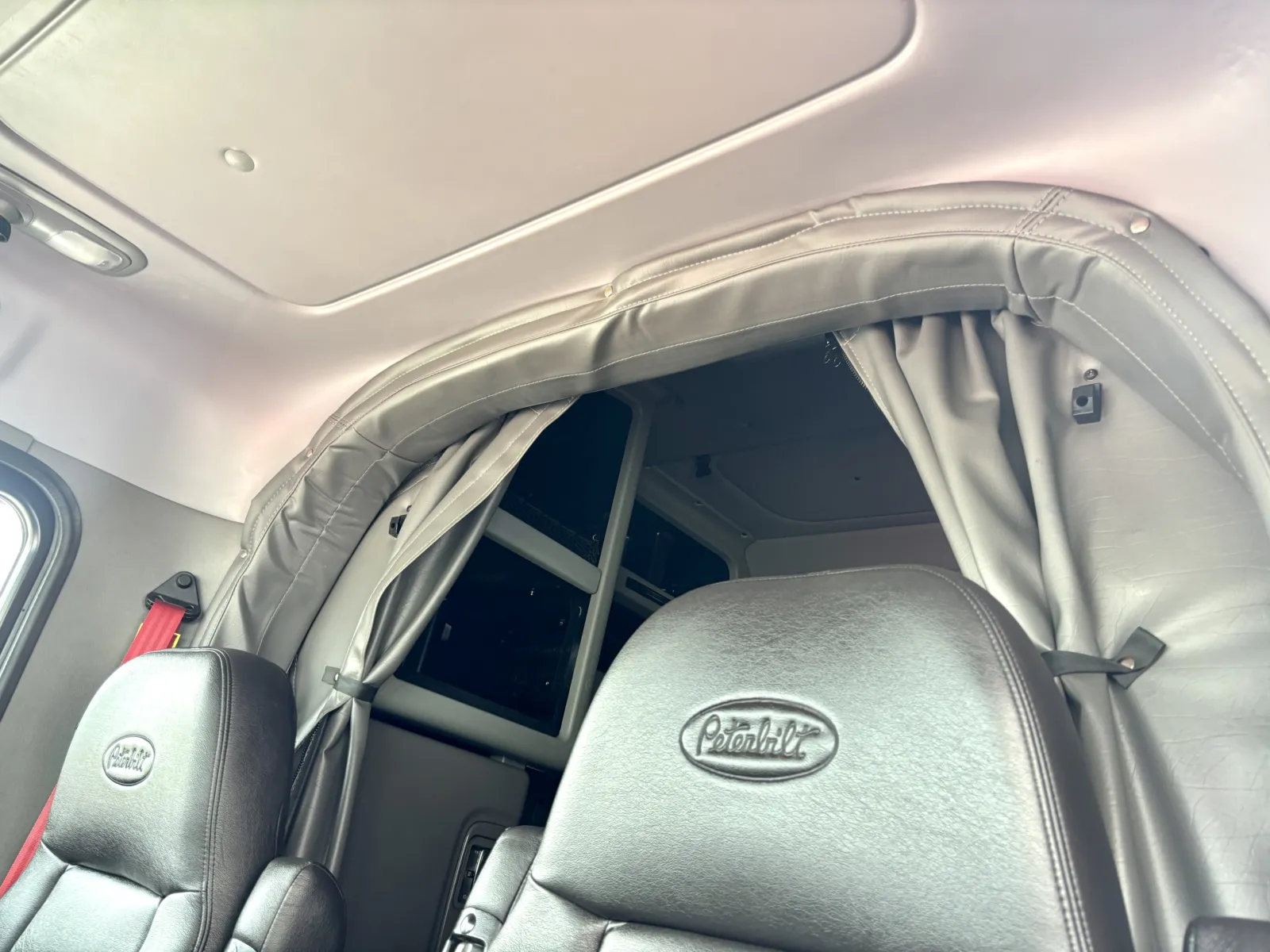 2024 Peterbilt 389 - image 19