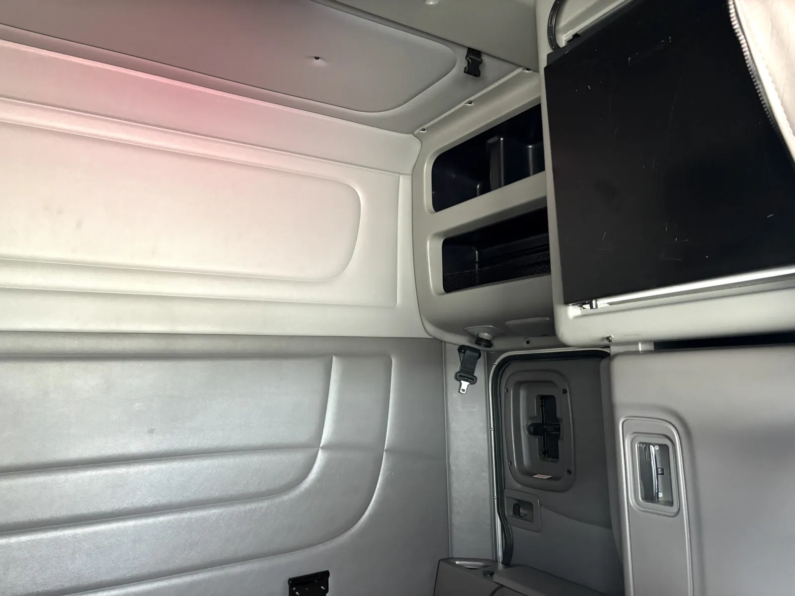 2024 Peterbilt 389 - image 23