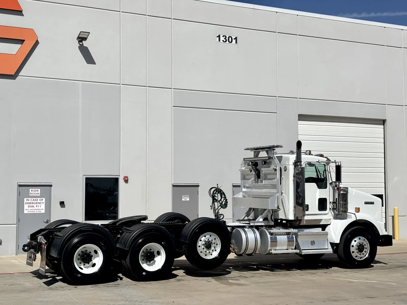 2018 Kenworth T800 - image 5