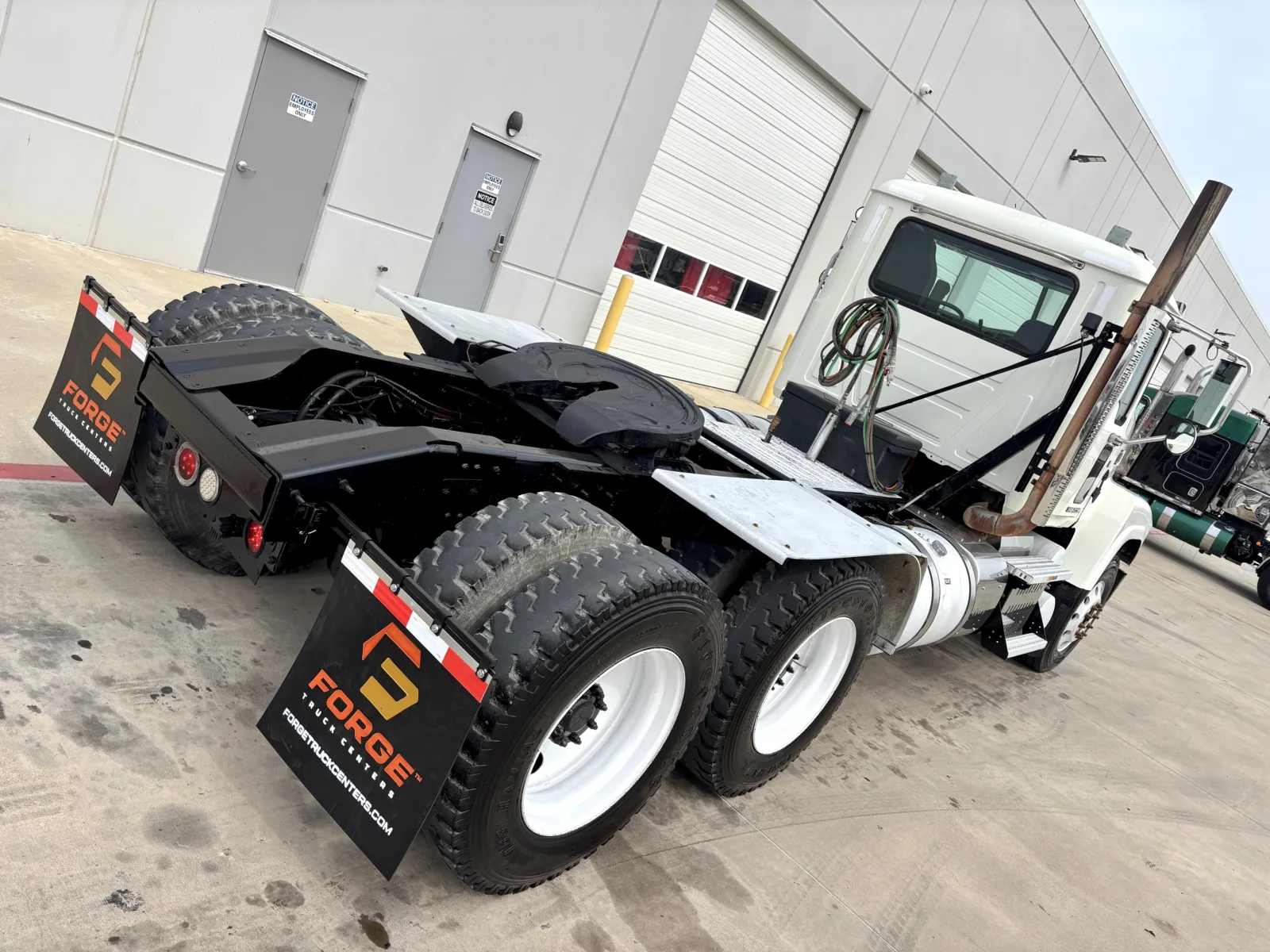 2016 Mack - image 11