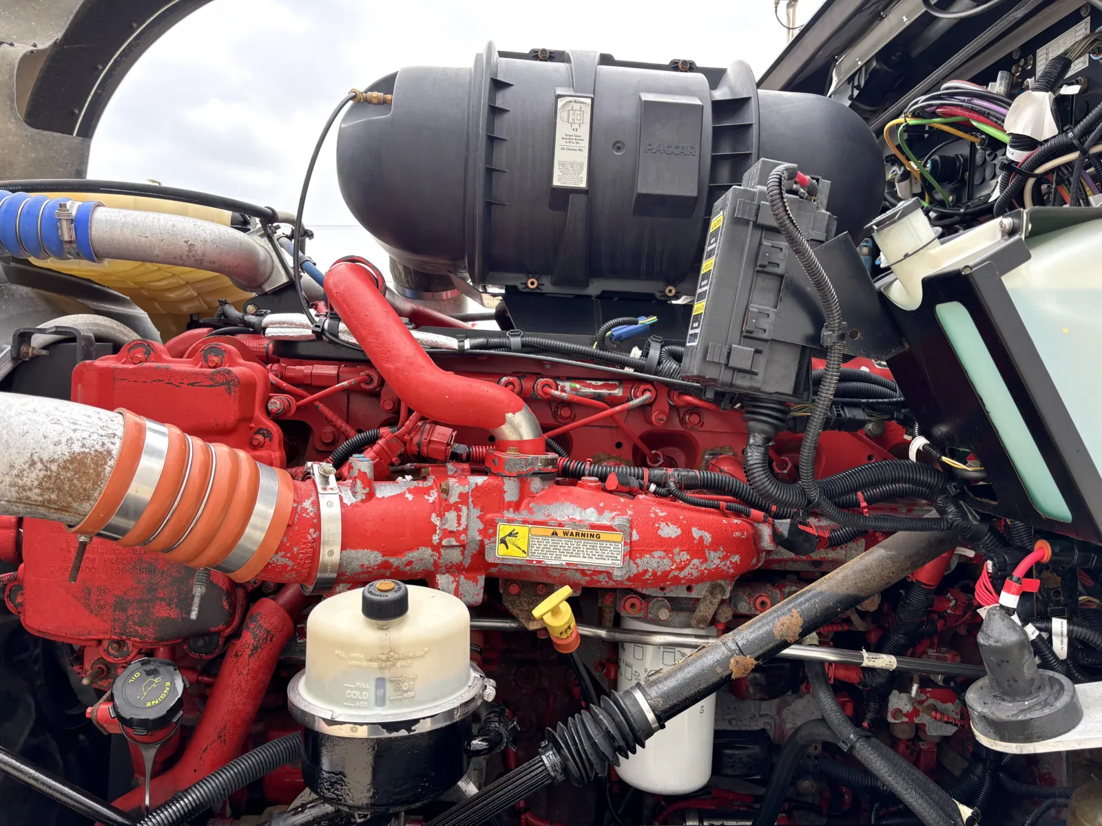 2015 Kenworth T800 - image 13