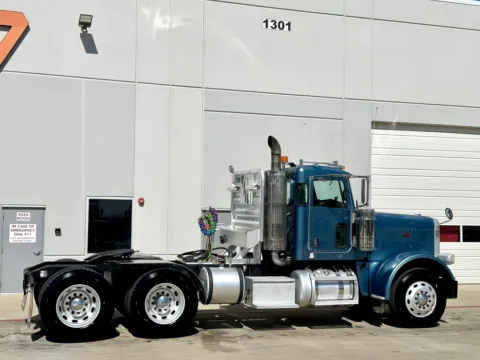 More photos of 2009 PETERBILT 388 at Forge Truck Centers - Texas, TX