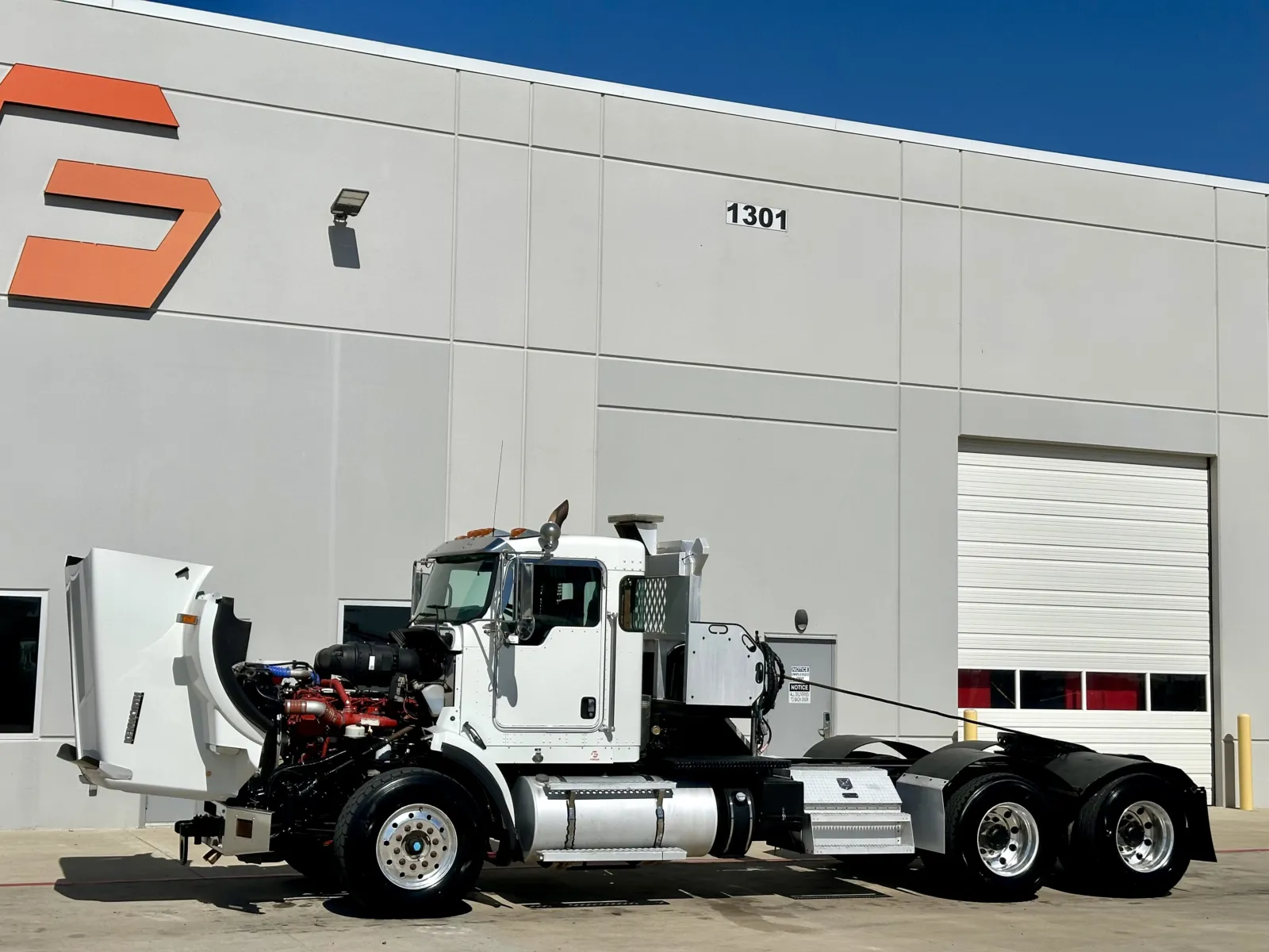 2012 Kenworth T800 - image 10