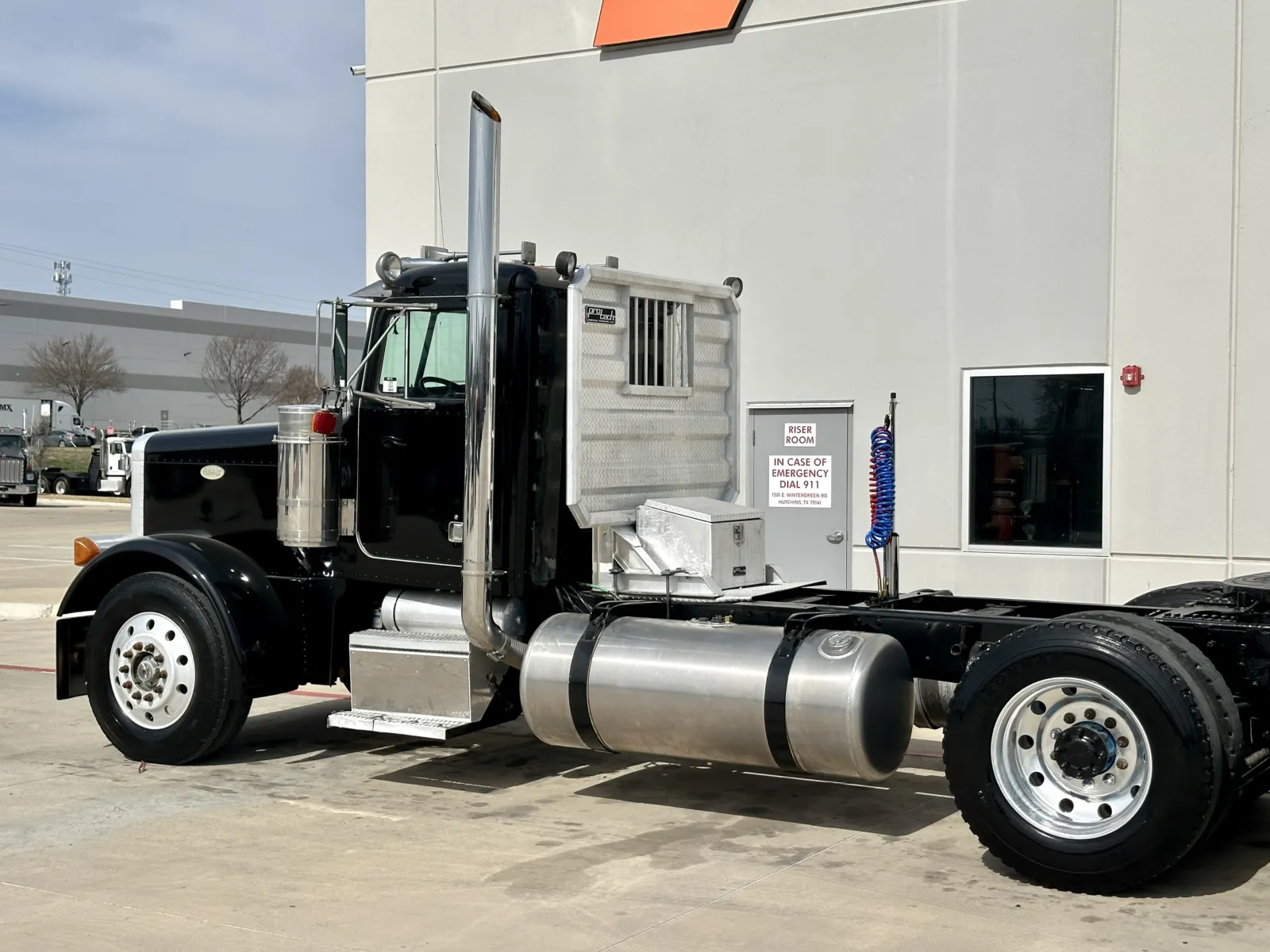 1996 Peterbilt - image 8