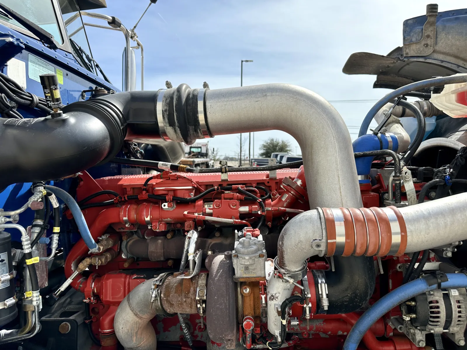 2019 Peterbilt 389 - image 11