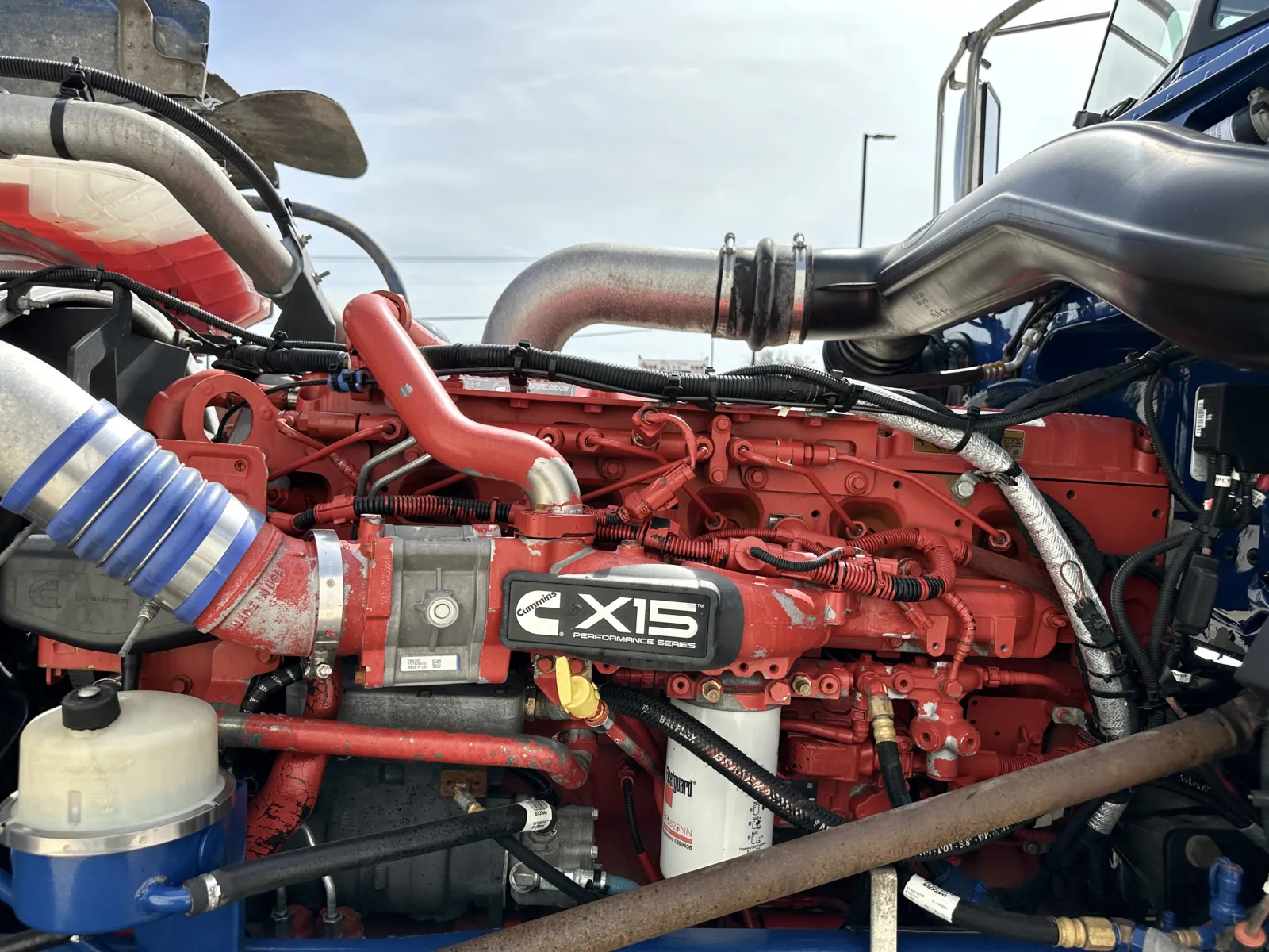 2019 Peterbilt 389 - image 12