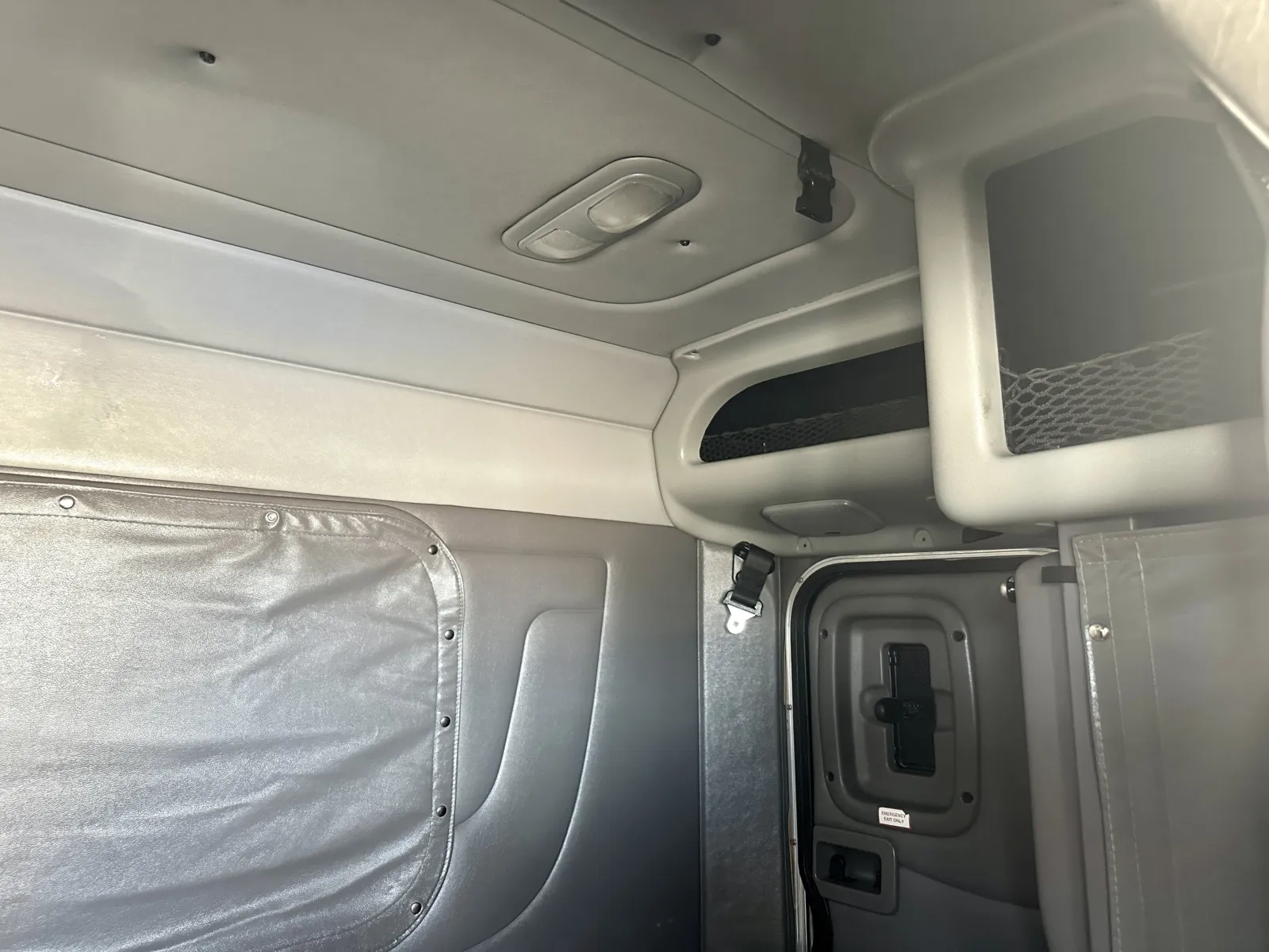 2019 Peterbilt 389 - image 23